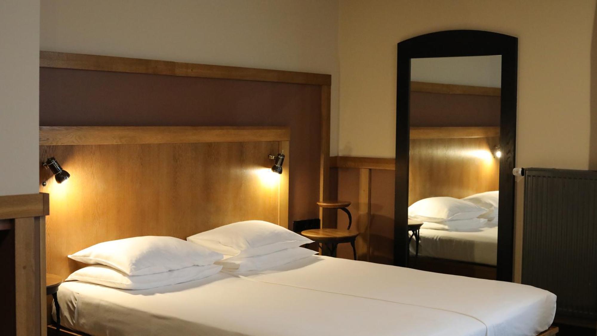 Best Western Santakos Hotel Каунас Экстерьер фото