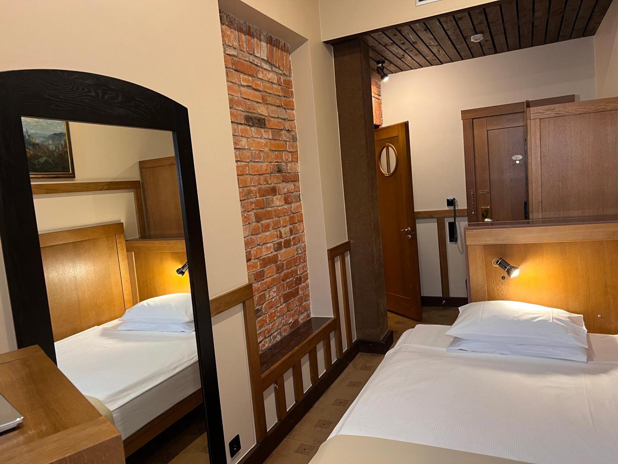 Best Western Santakos Hotel Каунас Экстерьер фото